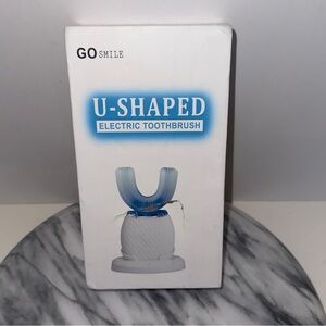 Go Smile U-Shaped Sonic 360 Tooth Brush New In Box